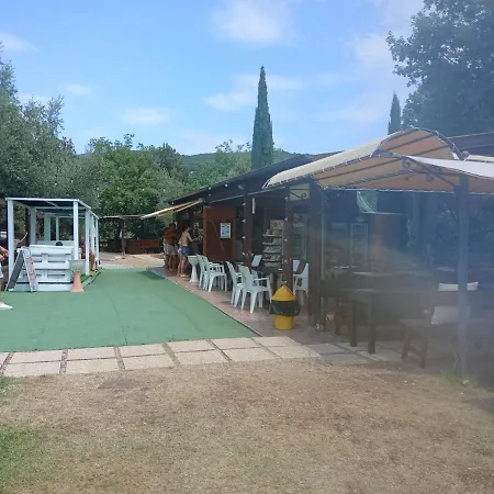 Campsite Glamping Il Boschetto Inside Camping Il Rocolo *